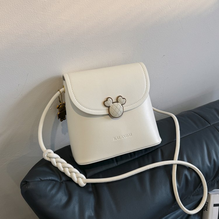 2025 Spring PU Bucket Bag with Stitching and Flap Closure - Image 4